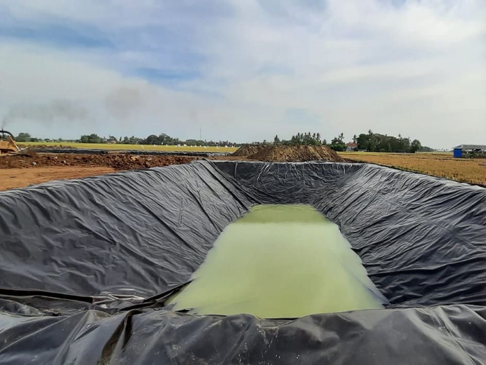 pemasangan geomembrane 4